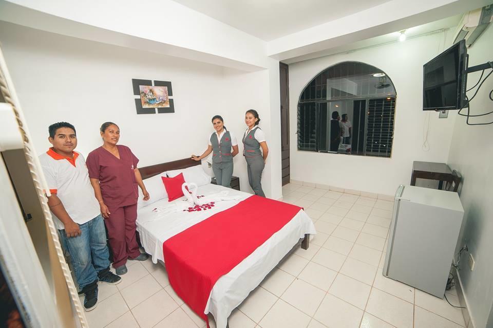 Hotel Luxor Pucallpa Exteriör bild